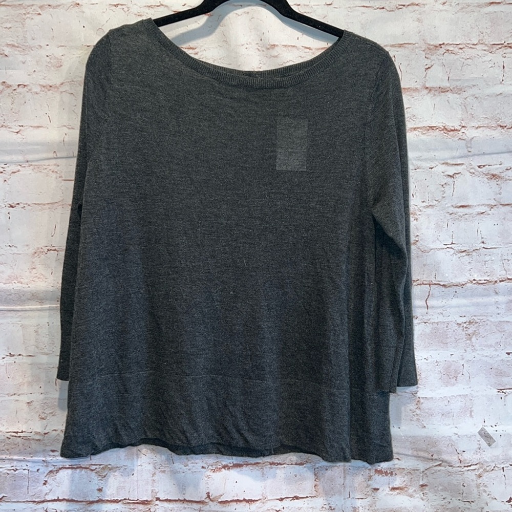 Halogen Shirt Womens Medium Charcoal Gray Button Back Loose Fit Cropped Sleeves